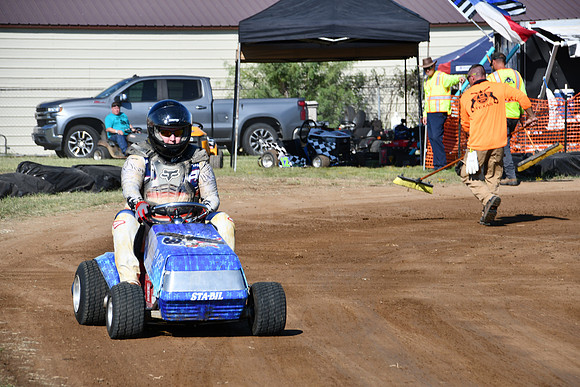 FSHE-0077 - Mower Racing 0077
