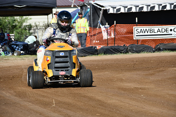 FSHE-0061 - Mower Racing 0061