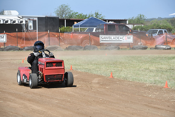 FSHE-0176 - Mower Racing 0176