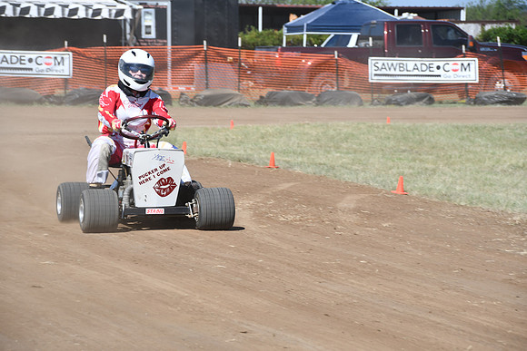 FSHE-0180 - Mower Racing 0180