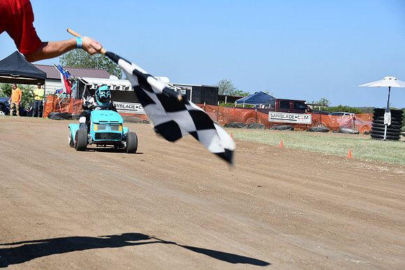 FSHE-0201 - Mower Racing 0201
