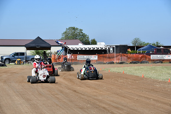 FSHE-0147 - Mower Racing 0147