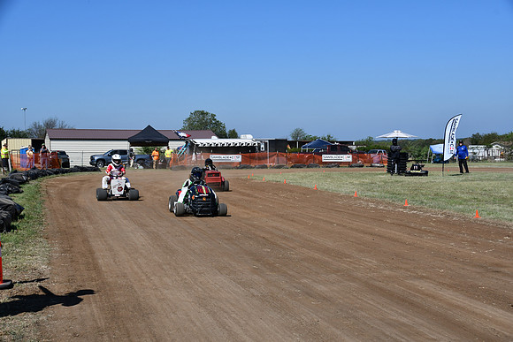 FSHE-0153 - Mower Racing 0153