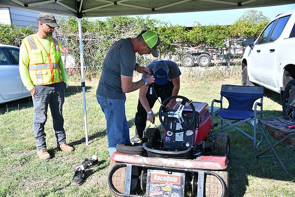 FSHE-0048 - Mower Racing 0048