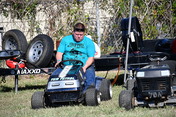 FSHE-0047 - Mower Racing 0047