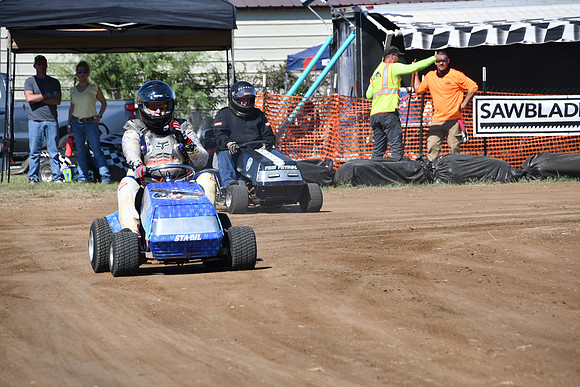 FSHE-0130- Mower Racing 0130