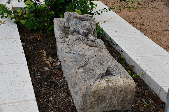 Art Center Statue 0003