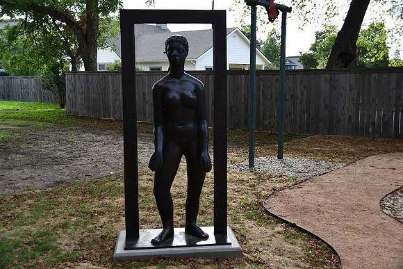 Art Center Statue 0004