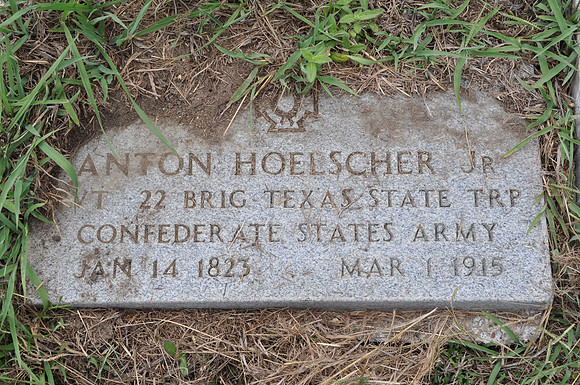 Hoelscher, Anton Jr.
