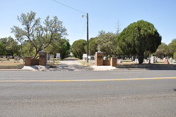 Calvary Catholic Cemetery