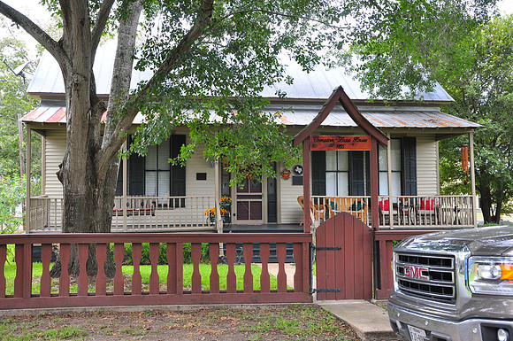 Compton-Zapp House