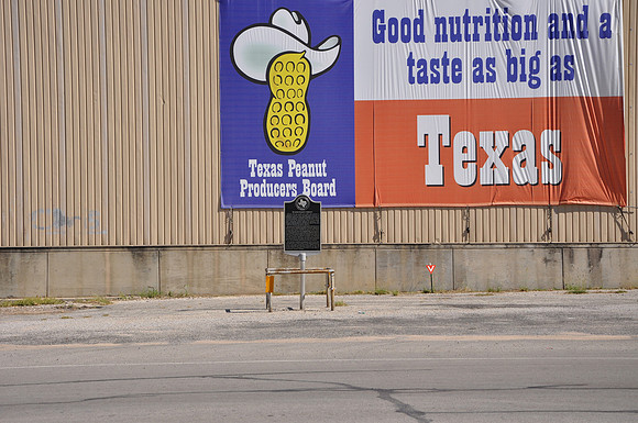 De Leon Peanut Company