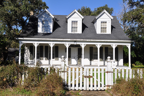 Alexander Lowe House