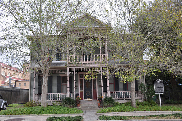 Joe F. and Amelia Jecker House