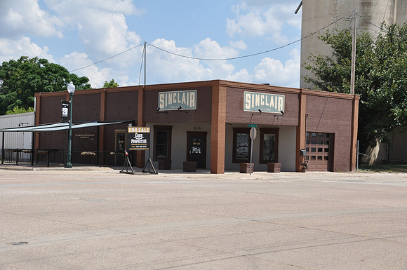 Old Gas Station - Bosque County 0003