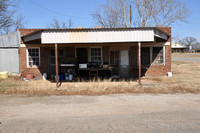 Old Gas Station - Comanche County 0002