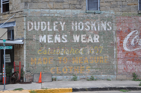 Dudley Hoskins Men's Wear
