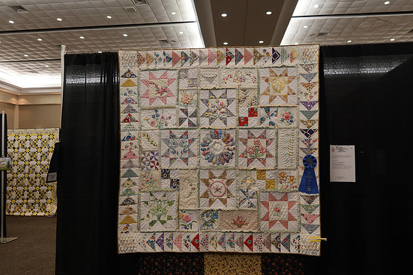 Crossroads to TX Quilt Show - 0022