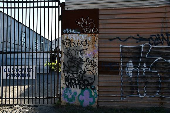 Travis County - Graffiti 0097