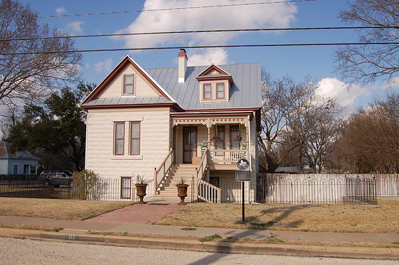 J.W. and Ruth Baines House