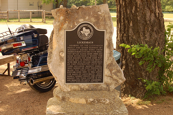 Luckenbach
