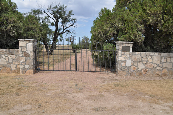 Lohn Family Cemetery