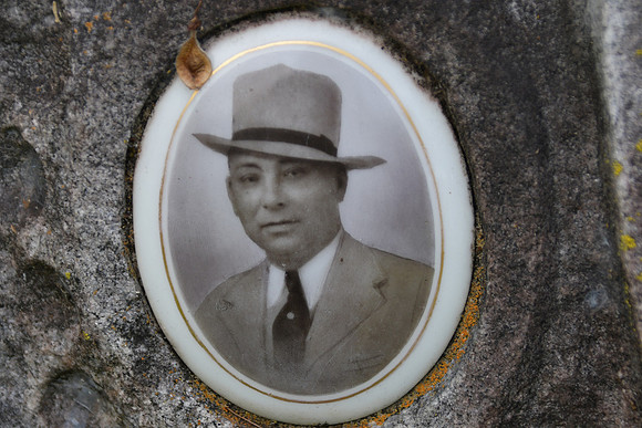 Cross, Frank