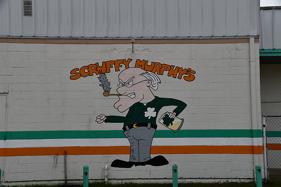 Scruffy Murphy's 0001